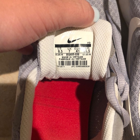 nike roshes - Picture 2 of 3